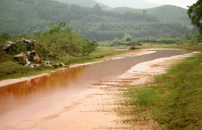 Báo động ô nhiễm sông Nậm Tôn: Dòng sông “chết” ảnh 1
