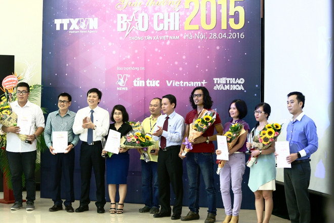 Giải báo chí TTXVN 2015: “Cuộc chơi” của thông tin đa phương tiện ảnh 2