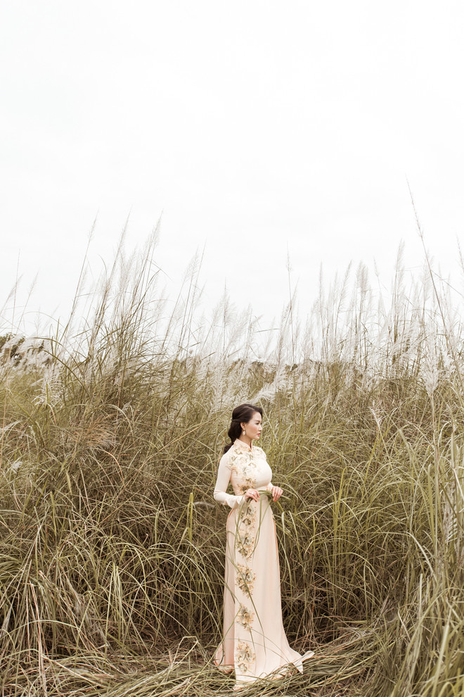 Hoa hậu Sương Đặng dịu dàng với áo dài của nhà thiết kế Nhật Dũng ảnh 3