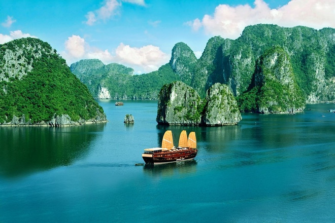 Vịnh Bái Tử Long, Quảng Ninh. (Ảnh: CTV) 2. Bai Tu Long Bay.png
