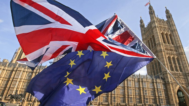 Bộ trưởng Tài chính Anh kêu gọi Brexit "mềm" để bảo vệ nền kinh tế ảnh 1