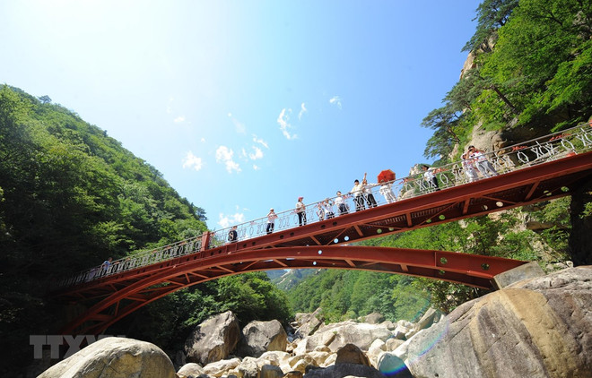 Hàn Quốc để ngỏ tham vấn với Triều Tiên về các cơ sở ở núi Kumgang ảnh 1