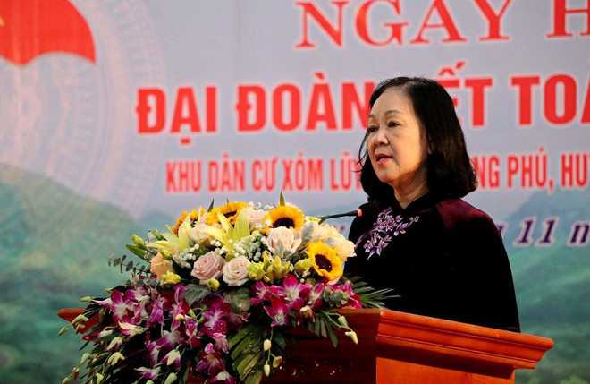 Bà Trương Thị Mai dự Ngày hội Đại đoàn kết toàn dân tộc tại Hòa Bình ảnh 1