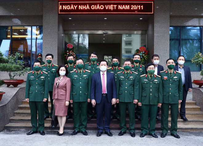 Trưởng Ban Tuyên giáo TW: Nguồn lực con người là quan trọng nhất ảnh 1