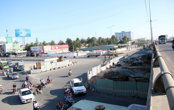 Gỡ 'điểm nghẽn' tại các dự án giao thông ở Thành phố Hồ Chí Minh ảnh 1
