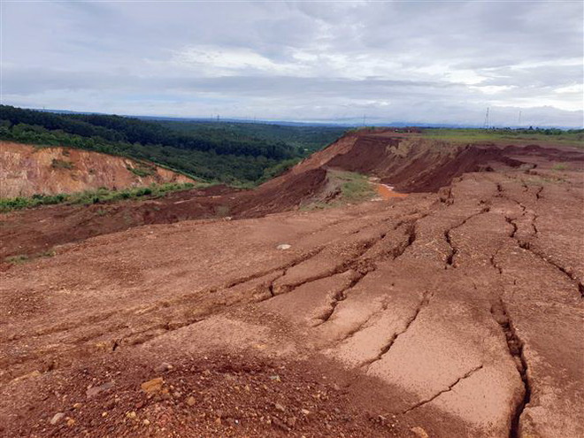 Sai phạm ở dự án hạ tầng Khu công nghiệp Nhân Cơ: Khởi tố 3 đối tượng ảnh 1