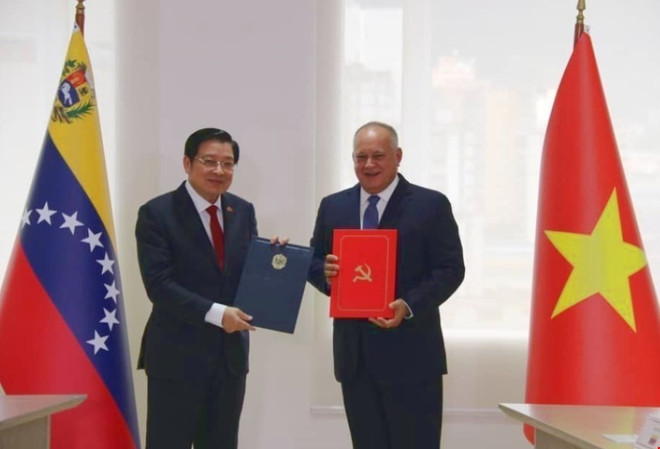 Đưa quan hệ hữu nghị giữa Việt Nam và Venezuela đi vào chiều sâu ảnh 2