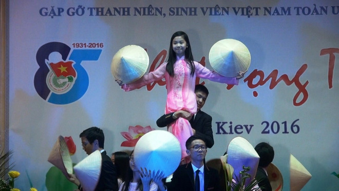 "Khát vọng trẻ" của thanh niên, sinh viên Việt Nam ở Ukraine ảnh 2