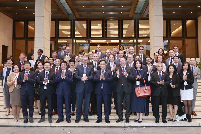 Chủ tịch Quốc hội: Việt Nam tạo điều kiện thuận lợi cho mọi nhà đầu tư ảnh 3