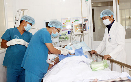 Cứu sống một bệnh nhân bị tắc động mạch phổi cả hai bên ảnh 1