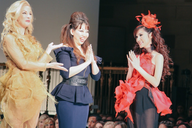 Kavie Trần làm vedette của Quỳnh Paris tại New York Fashion Week ảnh 5