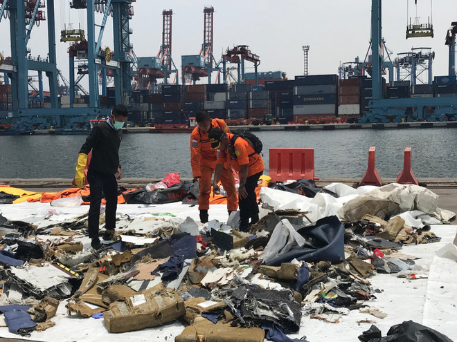 Indonesia sẽ công bố báo cáo sơ bộ về vụ máy bay Lion Air gặp nạn ảnh 1