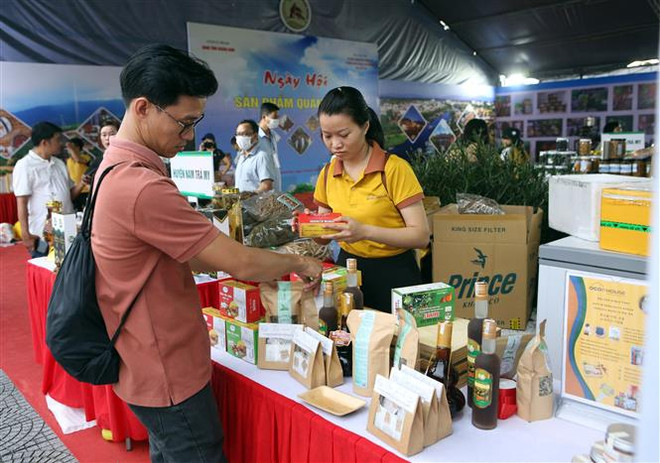 Hội chợ thương mại Hành lang kinh tế Đông Tây quy tụ 419 gian hàng ảnh 1