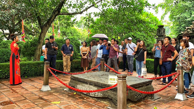 Khách tour buộc phải ‘tip’: Quy định chưa có tiền lệ của du lịch Việt ảnh 2