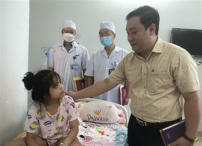 Ngộ độc thực phẩm tại Trường iSchool Nha Trang: Khởi tố vụ án hình sự ảnh 1