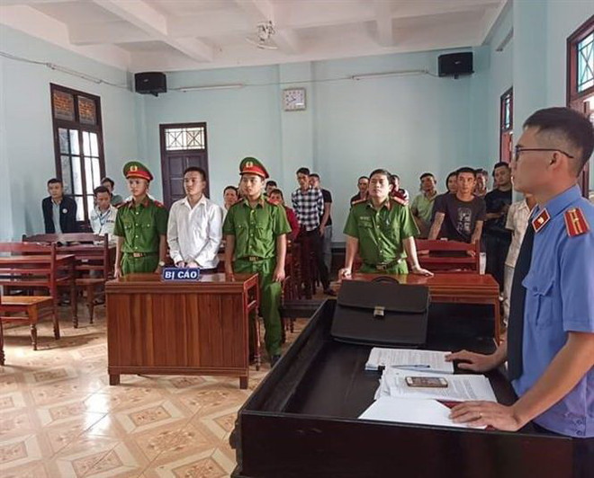 Gia Lai: Phạt 12 tháng tù đối với kẻ chống người thi hành công vụ ảnh 1