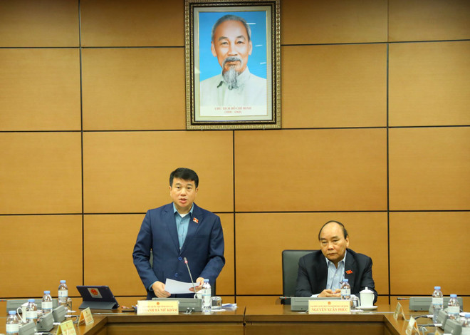 Đại biểu Quốc hội tỉnh Gia Lai Y Thanh Hà Niê KĐăm phát biểu. (Ảnh: Văn Điệp/TTXVN) Chủ tịch nước: Công tác thi đua phải thực tế hơn, tránh hình thức ảnh 1