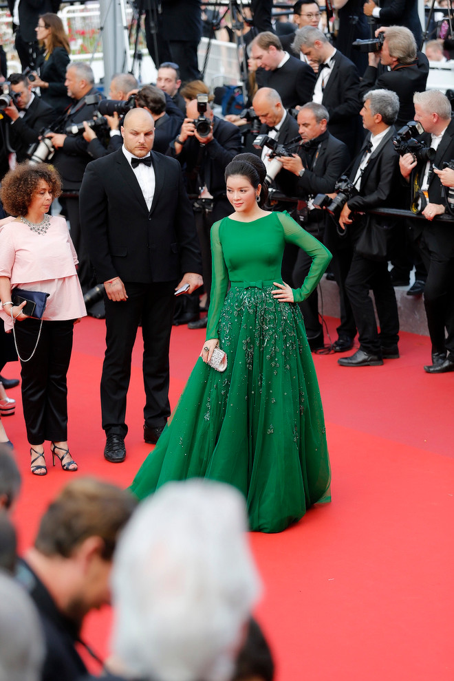 Lý Nhã Kỳ được “người đàn ông quyền lực” yêu mến ở Cannes ảnh 13