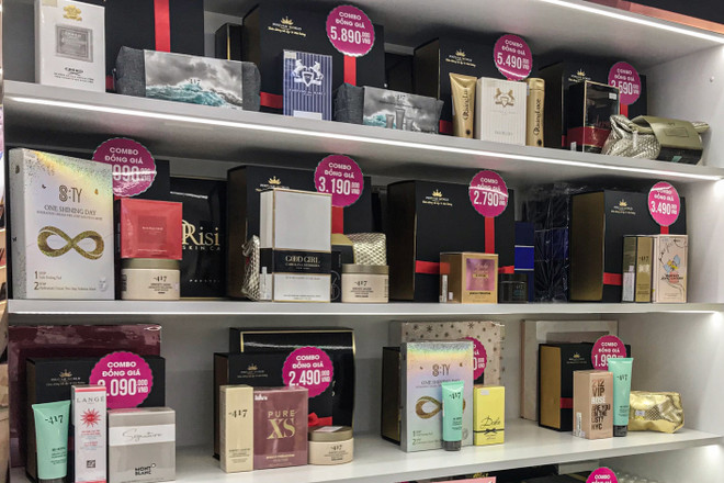 Những quà tặng ‘hút khách’ chào mừng ngày Nhà giáo Việt Nam 20/11 ảnh 1