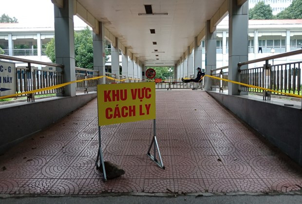 Bình Dương: Truy tìm người cưa song sắt, trốn khỏi khu cách ly ảnh 1