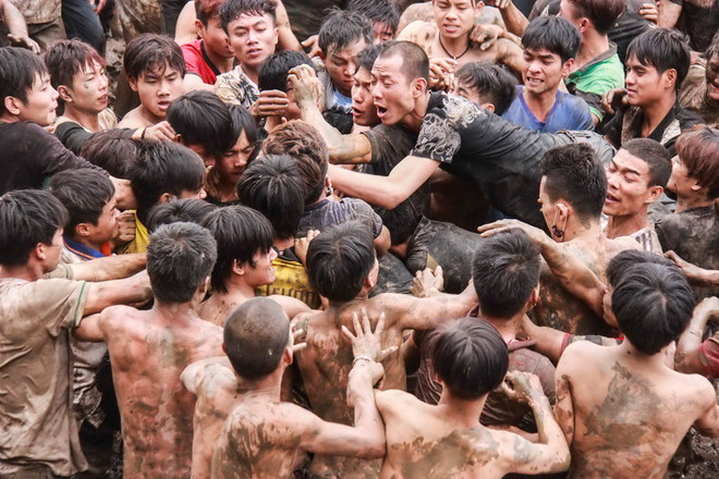 Mùa lễ hội 2017: Tránh tình trạng chen lấn, giẫm đạp như năm cũ ảnh 1