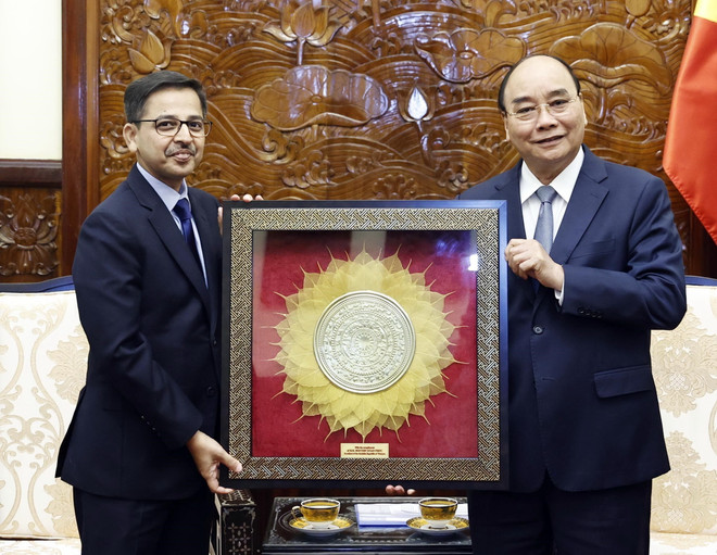 Chủ tịch nước Nguyễn Xuân Phúc tiếp Đại sứ Ấn Độ chào từ biệt ảnh 1