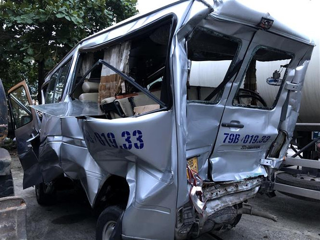 Quảng Ngãi: Tai nạn giao thông làm 1 người chết, 6 người bị thương ảnh 1