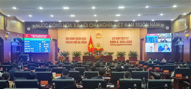 Quang cảnh kỳ họp. (Ảnh: Quốc Dũng/TTXVN) Kỳ họp thứ 4 HĐND thành phố Đà Nẵng quyết nghị nhiều vấn đề quan trọng ảnh 2