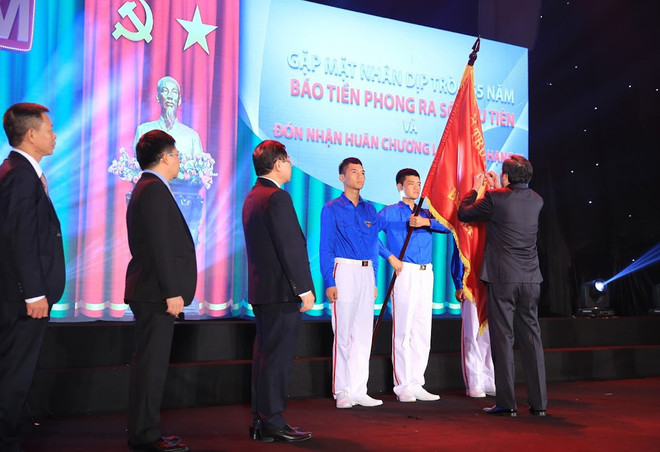 Thư chúc mừng của Tổng bí thư, Chủ tịch nước gửi báo Tiền Phong ảnh 1