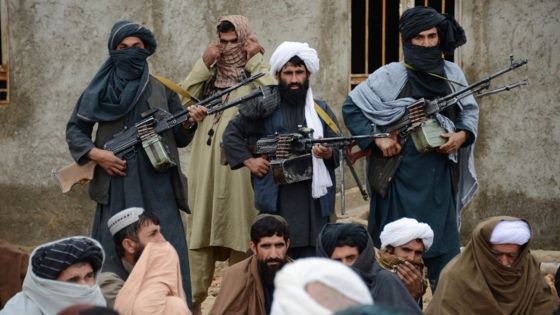 Thủ lĩnh Taliban kêu gọi những người ủng hộ ngừng đối đầu với IS ảnh 1