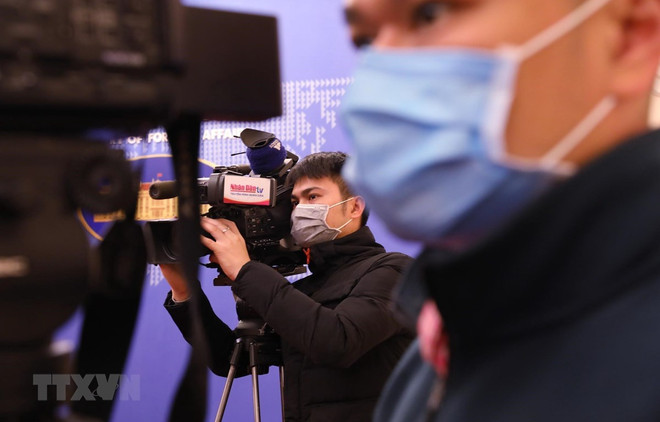 Tác nghiệp giữa điệp trùng thông tin: Thách thức từ guồng quay tin tức ảnh 2