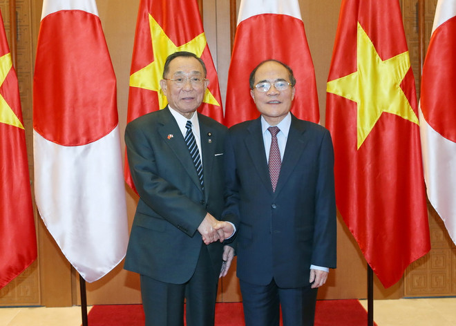 Chủ tịch Quốc hội hội đàm với Chủ tịch Thượng viện Nhật Bản ảnh 1