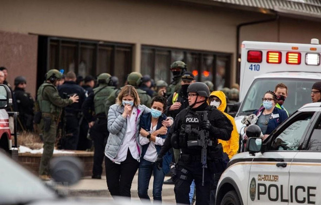 Đâu là nguyên nhân dẫn tới các vụ bạo lực súng đạn tại Mỹ? ảnh 1