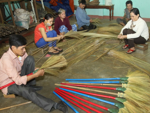 Nâng cao trách nhiệm giúp đỡ người khuyết tật, người mù ảnh 1