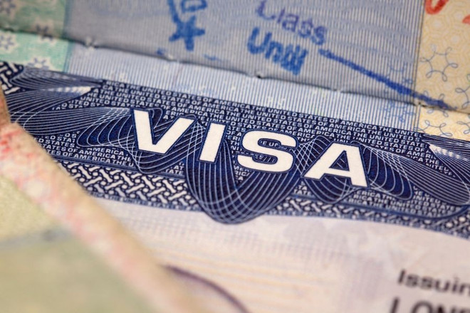 TP.HCM: Điều tra vụ sử dụng giấy tờ giả để xin visa đi Mỹ ảnh 1