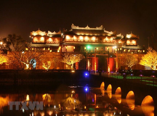 Luxembourg hỗ trợ thành phố Huế chiếu sáng đường phố bằng đèn Led ảnh 1