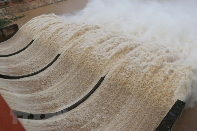 Sẵn sàng phương án đảm bảo an toàn hạ du khi hồ chứa xả lũ ảnh 1