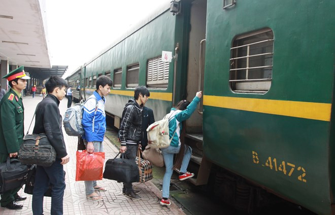 Cục Đường sắt công bố 2 số điện thoại đường dây nóng dịp Tết ảnh 1