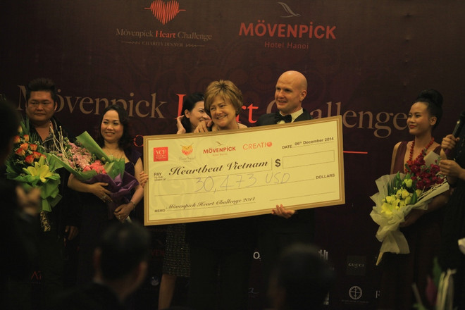 Mövenpick tổ chức đấu giá gây quỹ giúp trẻ em nghèo mắc bệnh tim ảnh 1