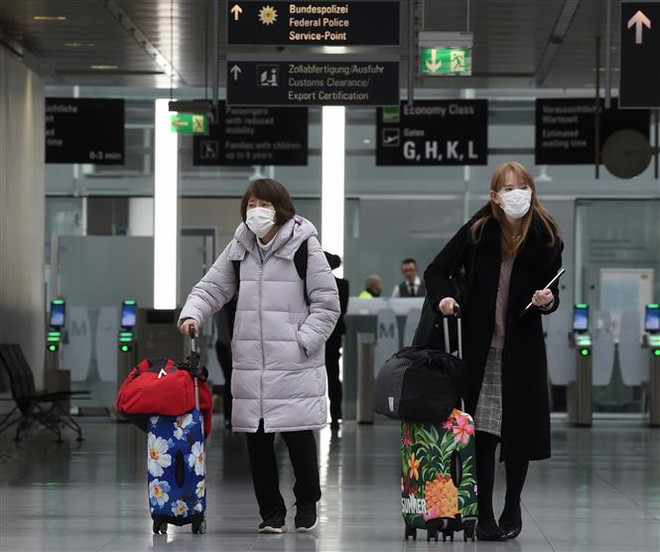 Công ty Séc chế tạo loại khẩu trang có khả năng tiêu diệt SARS-CoV-2 ảnh 1