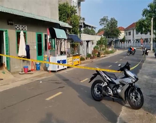 Đánh nhau sau khi ăn nhậu, một nam thanh niên bị đâm tử vong ảnh 1