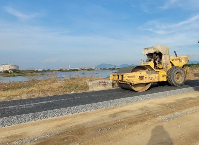 Thi công một dự án giao thông. (Nguồn: TTXVN) ttxvn_du an giao thong 1.jpg