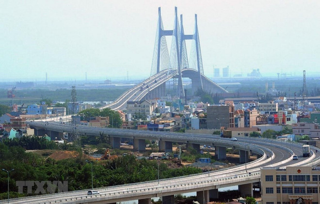 Đa dạng hóa nguồn lực đầu tư cho phát triển kết cấu hạ tầng ảnh 1