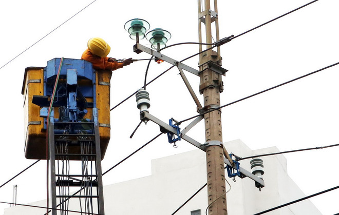 Hoàn thành các công trình điện trọng điểm phục vụ hội nghị APEC 2017 ảnh 1