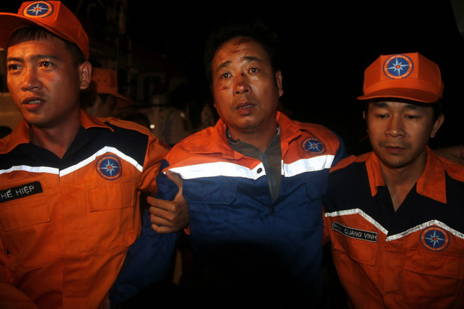 Phó Thủ tướng chỉ đạo tiếp tục tìm kiếm cứu nạn tàu Hải Thành 26 ảnh 1