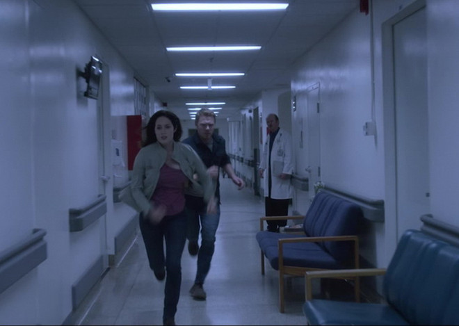 Nghẹt thở với bộ phim viễn tưởng mang màu sắc kinh dị "Radius" ảnh 1