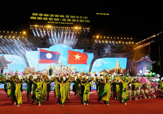 Giao lưu văn hóa, thể thao và du lịch vùng biên giới Việt Nam-Lào ảnh 1
