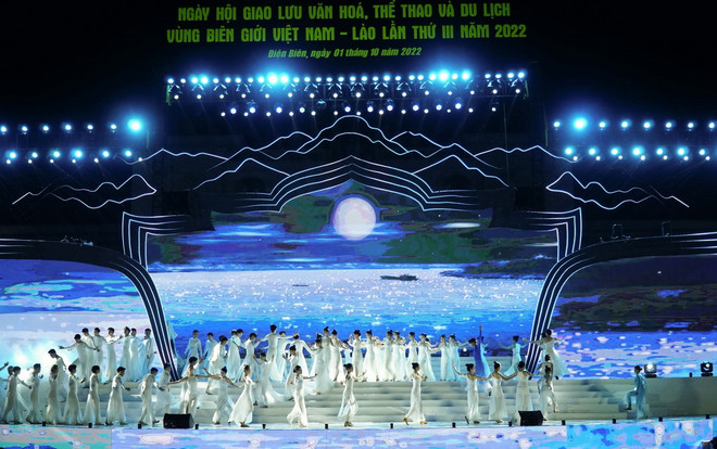 Giao lưu văn hóa, thể thao và du lịch vùng biên giới Việt Nam-Lào ảnh 2