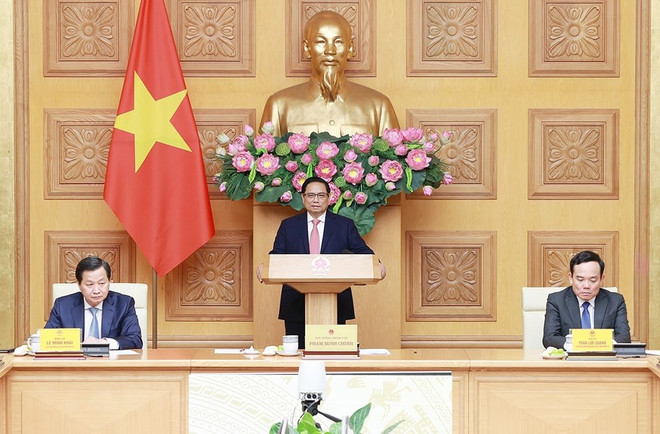Thủ tướng Phạm Minh Chính giao nhiệm vụ cho Trưởng các cơ quan đại diện của Việt Nam tại nước ngoài. (Ảnh: Dương Giang/TTXVN) 'Các trưởng Cơ quan đại diện ở nước ngoài phải hiểu mình, hiểu người' ảnh 3