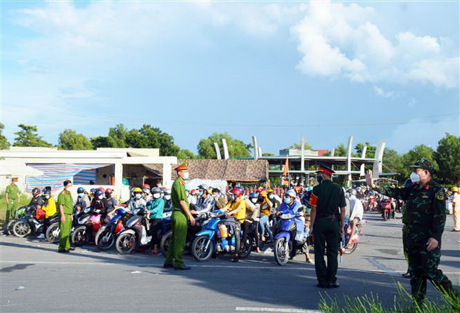 Cà Mau áp dụng biện pháp phòng, chống dịch trong tình hình mới ảnh 1